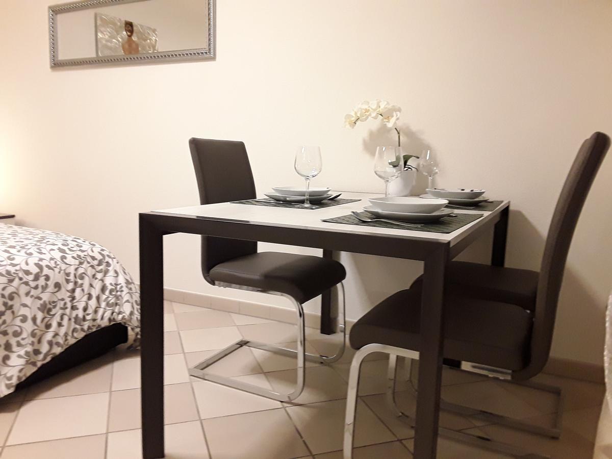 Holidays Homes Il Folletto Quartino Buitenkant foto