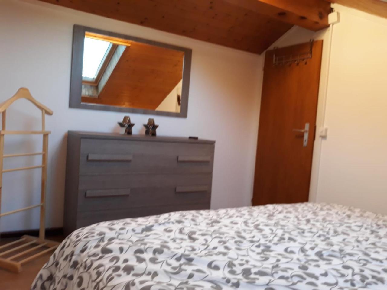 Holidays Homes Il Folletto Quartino Buitenkant foto