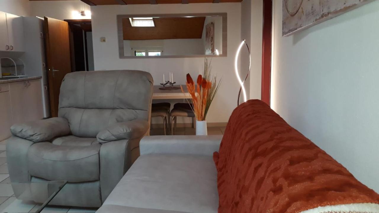Holidays Homes Il Folletto Quartino Buitenkant foto