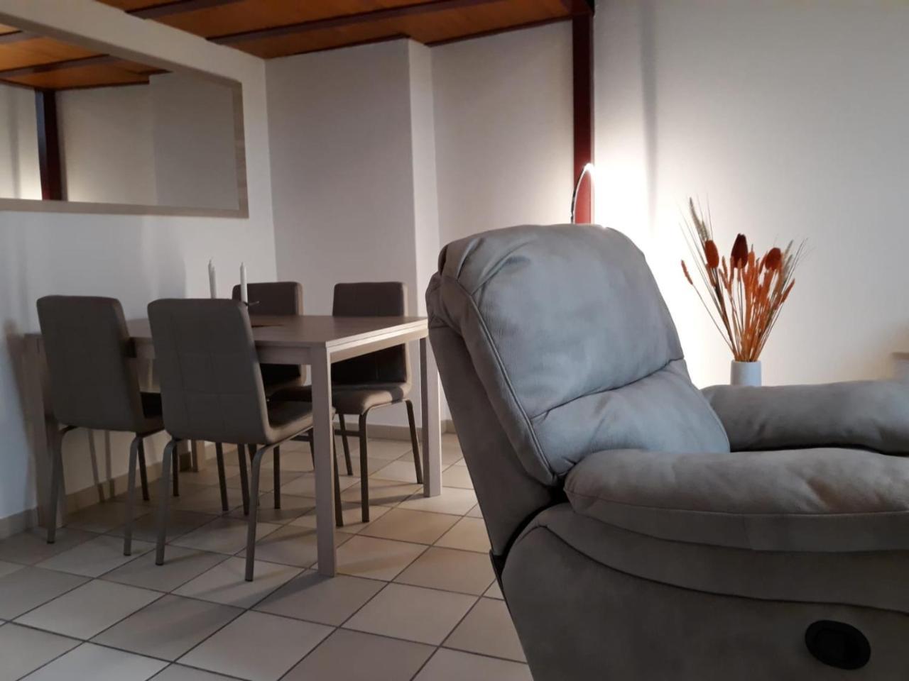 Holidays Homes Il Folletto Quartino Buitenkant foto