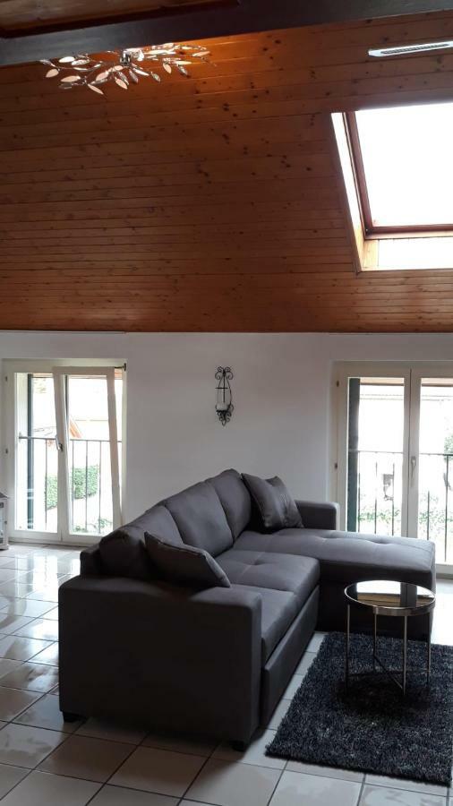 Holidays Homes Il Folletto Quartino Buitenkant foto