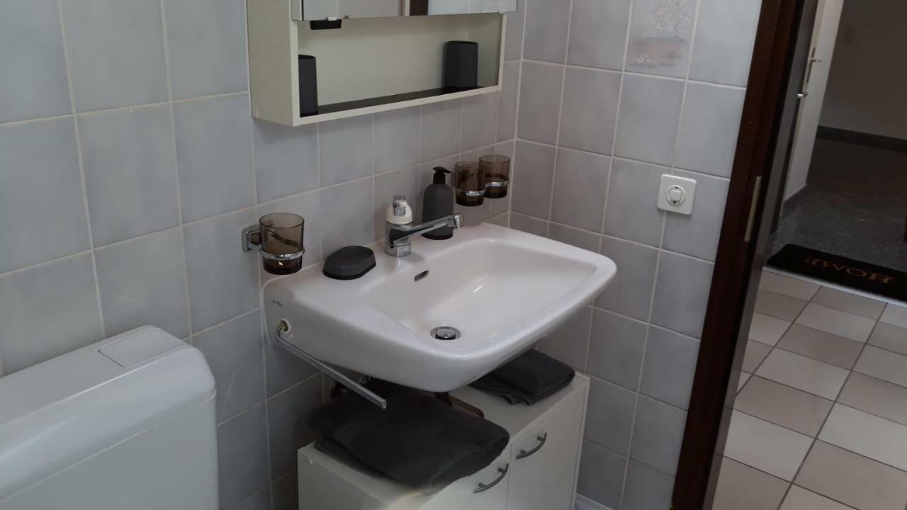 Holidays Homes Il Folletto Quartino Buitenkant foto